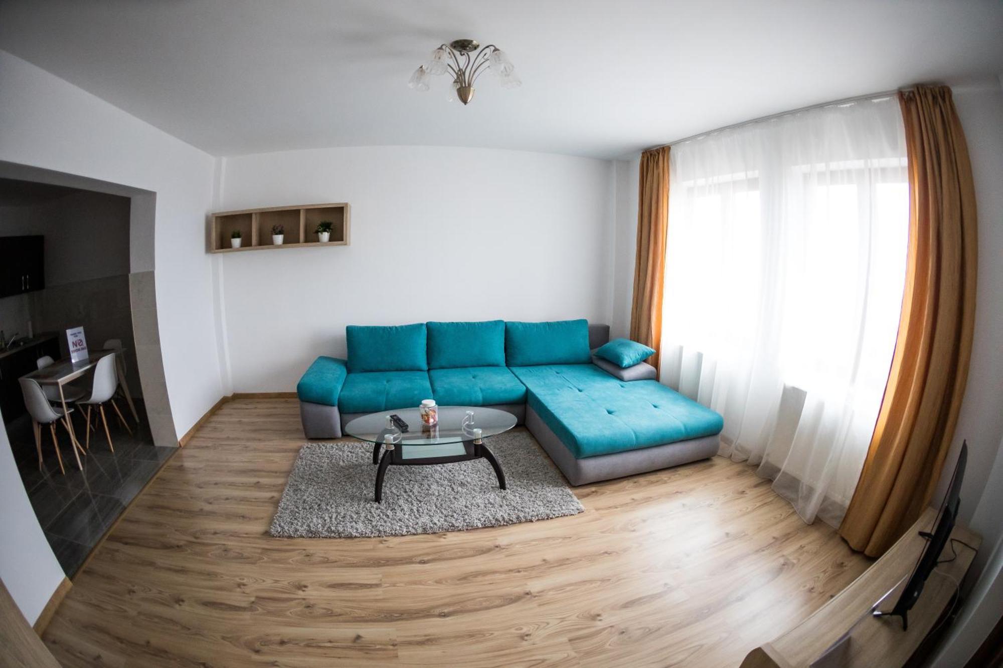 Travel Homzzz Apartments Târgu-Mureş Esterno foto